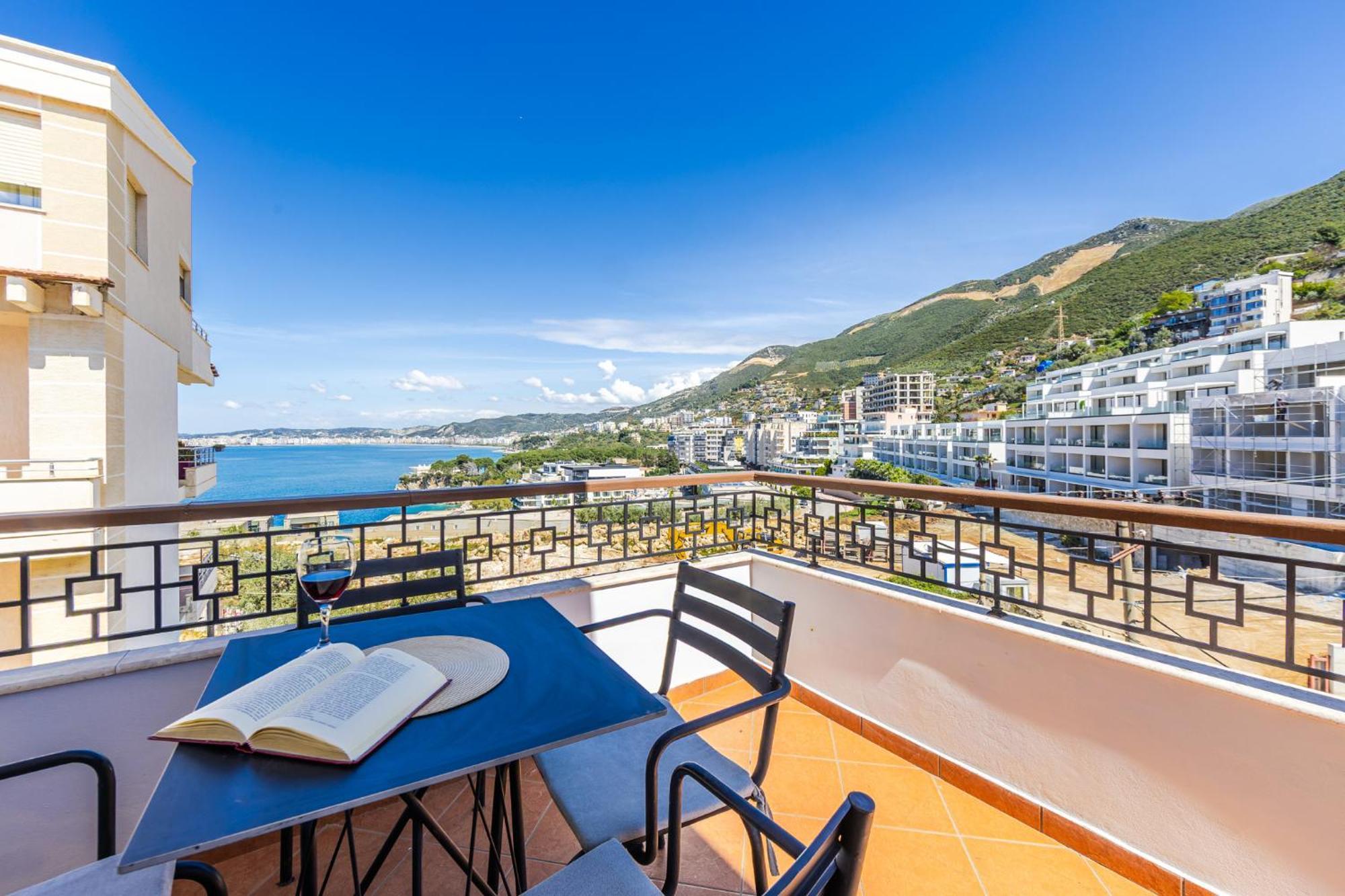 Melon Apartments Vlorë Exteriör bild
